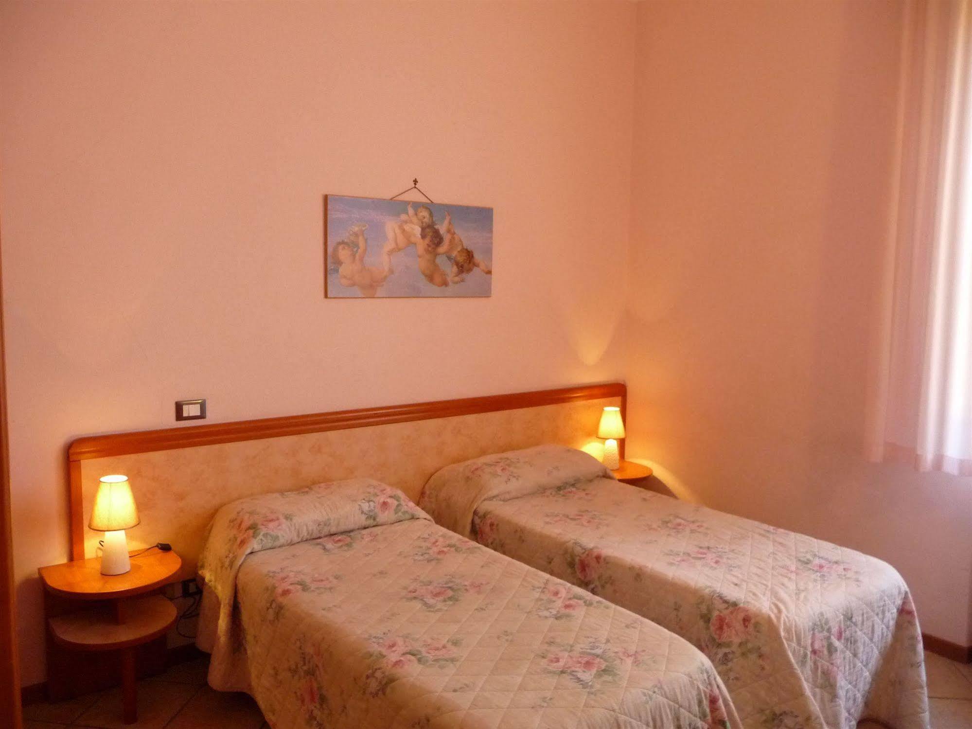 Hotel Venezia Montecatini Terme Exteriör bild