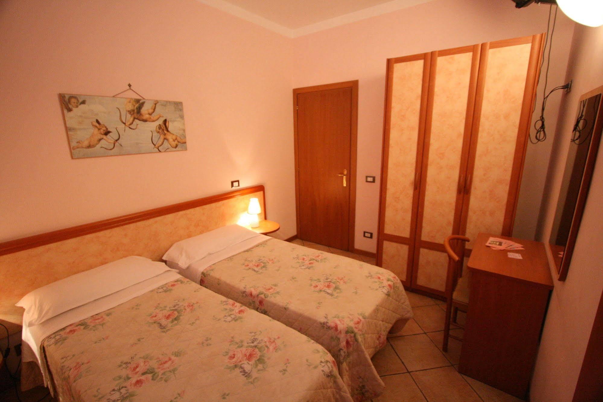 Hotel Venezia Montecatini Terme Exteriör bild